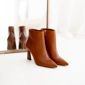 Brand New Vince Camuto Booties